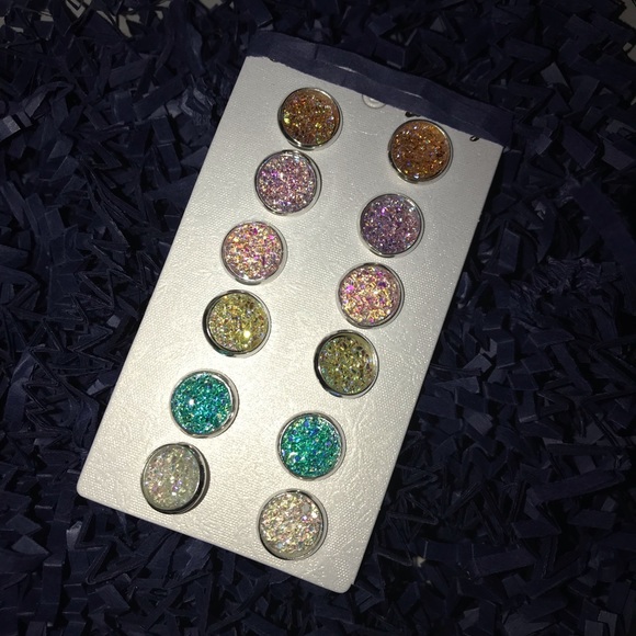 PRIVATE OFFER Druzy Stud Earrings Assortment - Picture 2 of 2